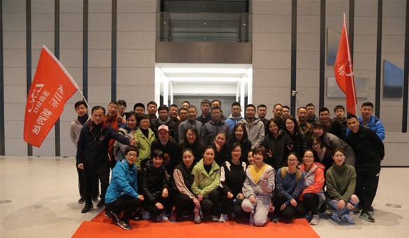 1515046397804129.jpg 出發前的合照_副本.jpg